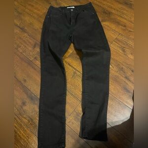 Levi's Women's High Rise Skinny Jeans in Black- 31